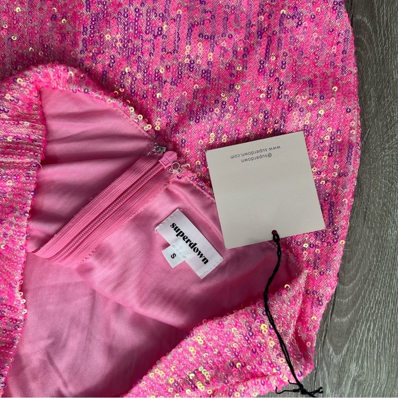 NWT Superdown Misty Sequin Embroidered Wrap Mini Skirt Pink Swiftie Small - Picture 9 of 10